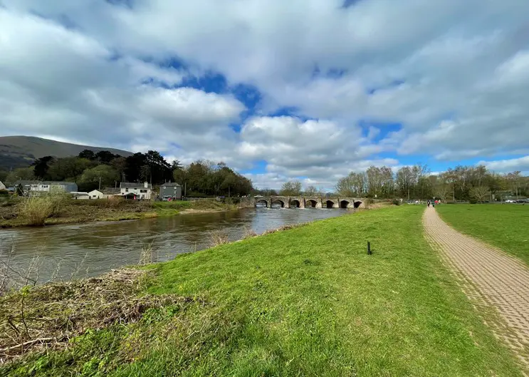 USK BRIDGE
